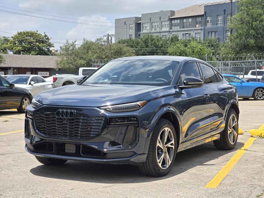 New 2027 Audi Q6 e-tron Premium Plus AWD/4WD image 6