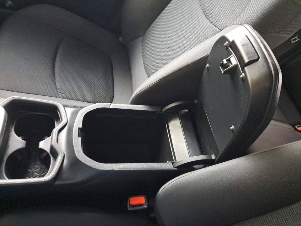 Used 2019 Toyota RAV4 LE w/ All Weather Liner Package AWD/4WD image 34