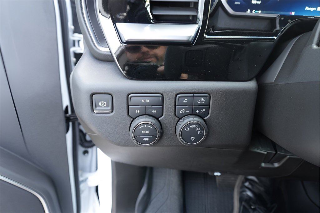 New 2026 Chevrolet Silverado 1500 LT w/ Safety Package image 23