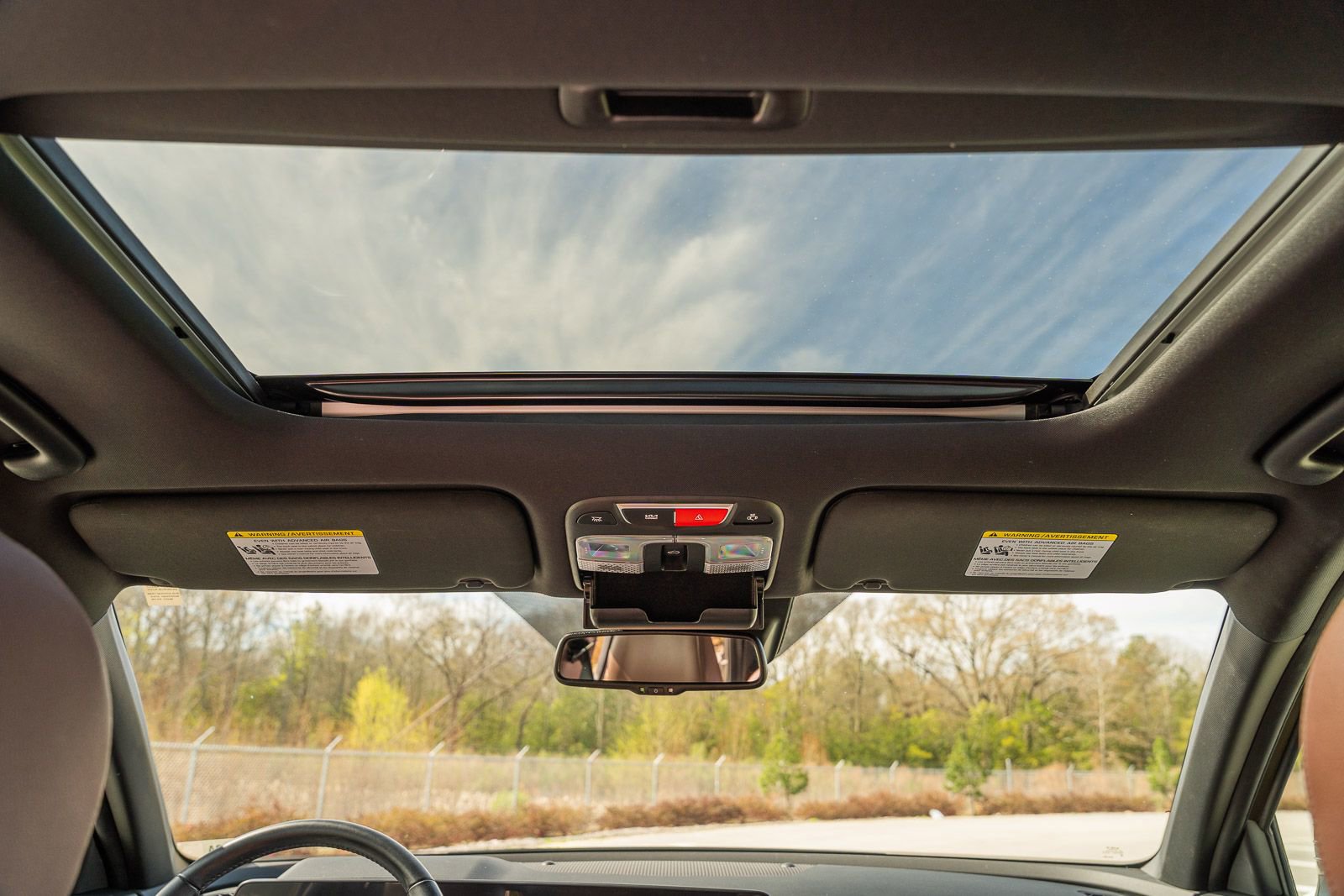 Used 2024 Kia Telluride EX w/ EX Captain's Chair Package image 25