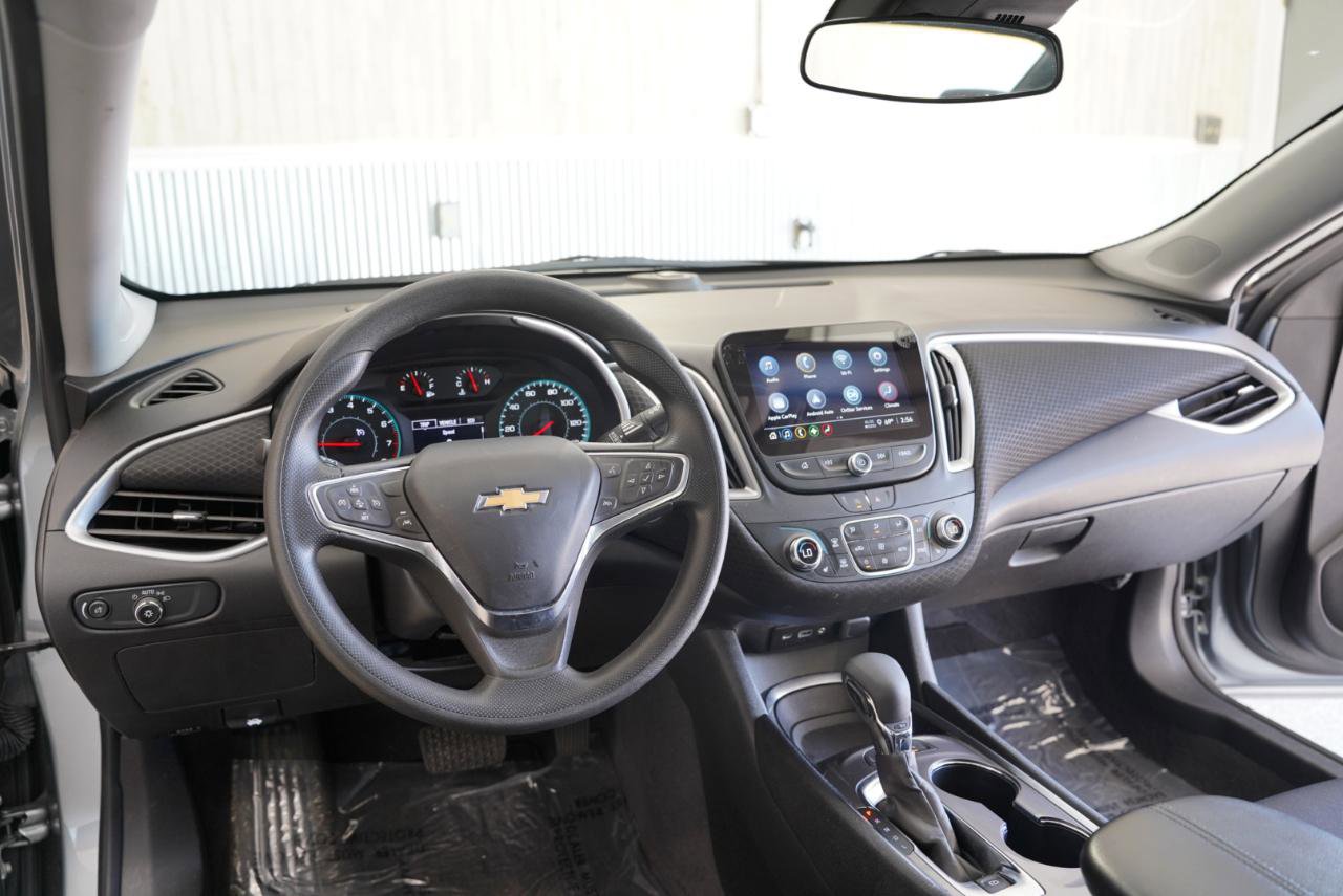 Used 2025 Chevrolet Malibu LT image 11