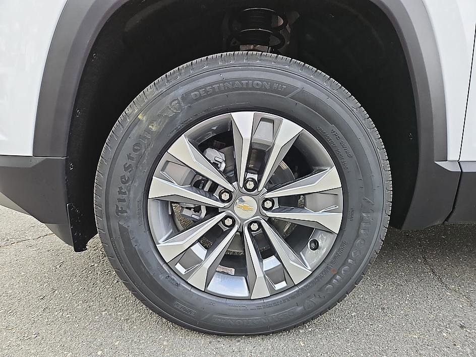 New 2026 Chevrolet Equinox LT image 8