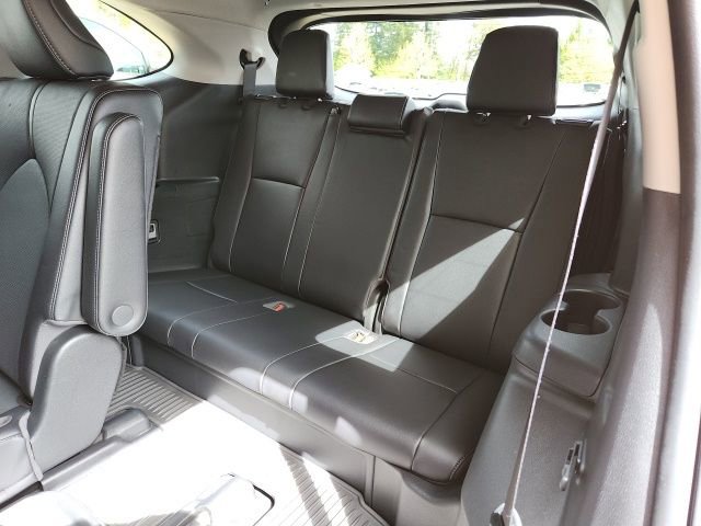 Used 2022 Toyota Highlander Limited AWD/4WD image 23