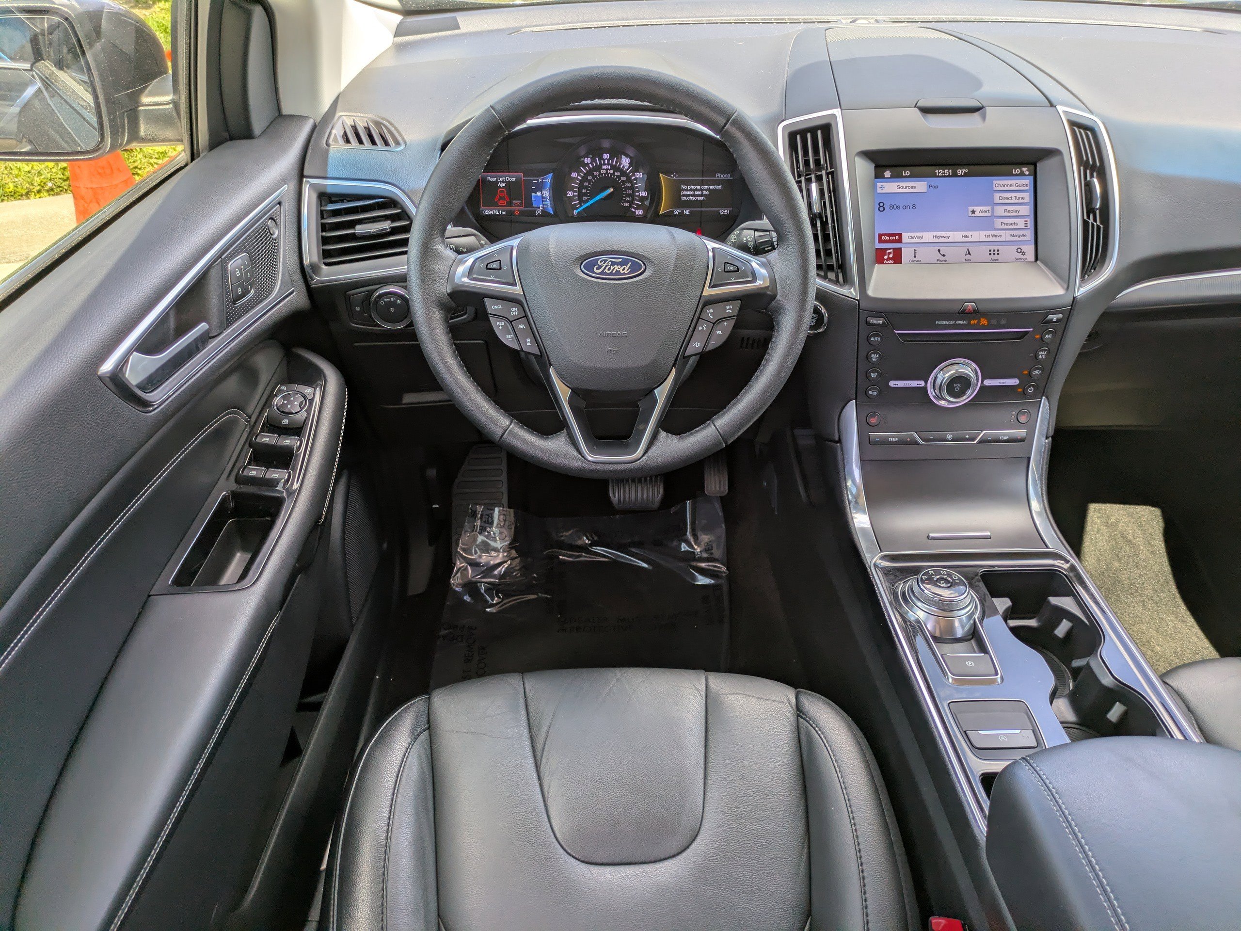 Used 2019 Ford Edge Titanium image 12