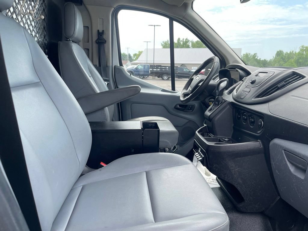 Used 2017 Ford Transit 150 130 Low Roof RWD image 22