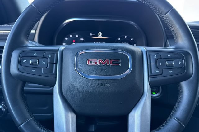 Used 2024 GMC Yukon SLT AWD/4WD image 36