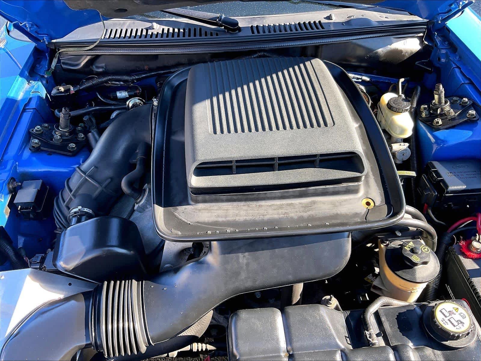 Used 2004 Ford Mustang Mach 1 RWD image 32
