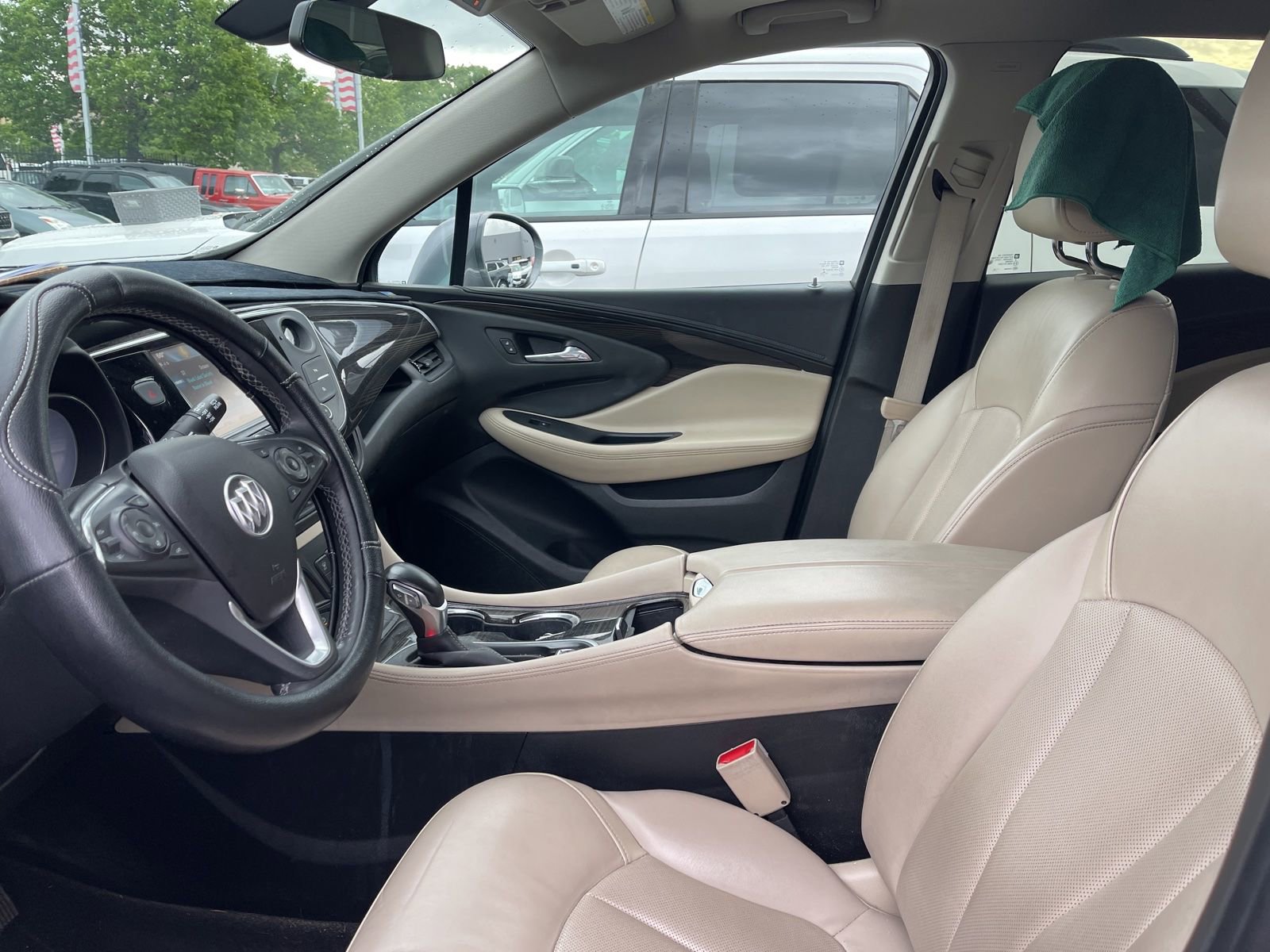 Used 2019 Buick Envision Essence image 5