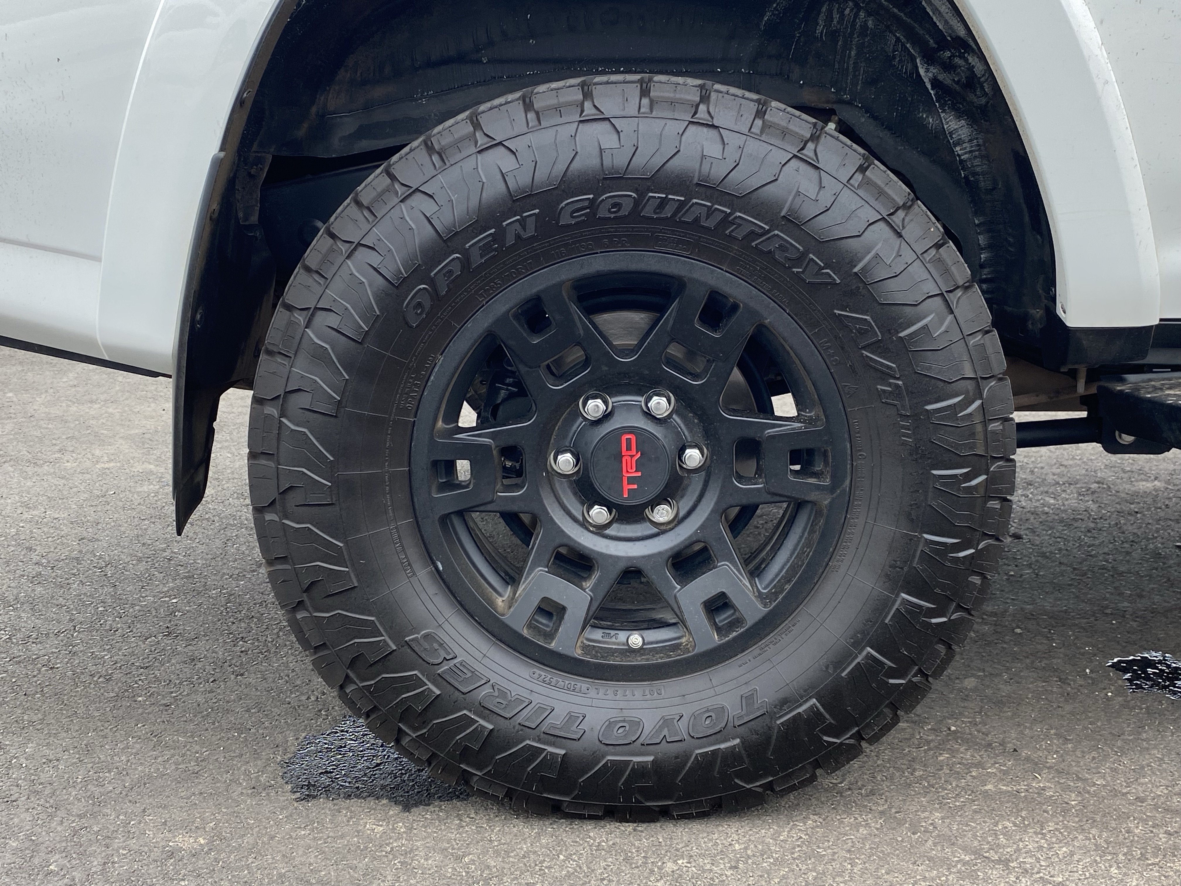 Used 2019 Toyota 4Runner TRD Off-Road Premium AWD/4WD image 9