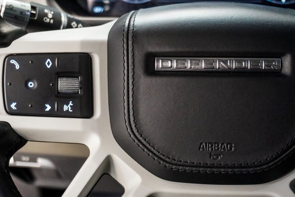 Used 2022 Land Rover Defender 90 X-Dynamic HSE AWD/4WD image 14