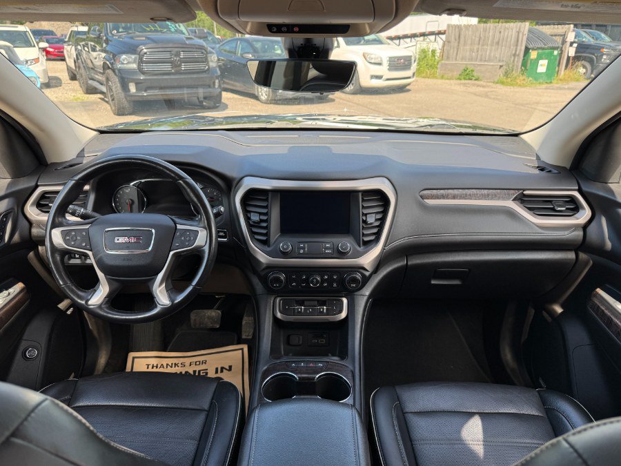 Used 2022 GMC Acadia Denali w/ GMC Pro Grade Package AWD/4WD image 22
