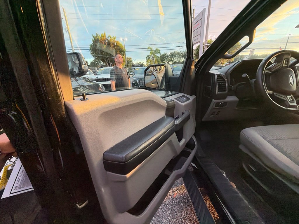 Used 2020 Ford F150 XLT w/ Equipment Group 302A Luxury RWD image 14