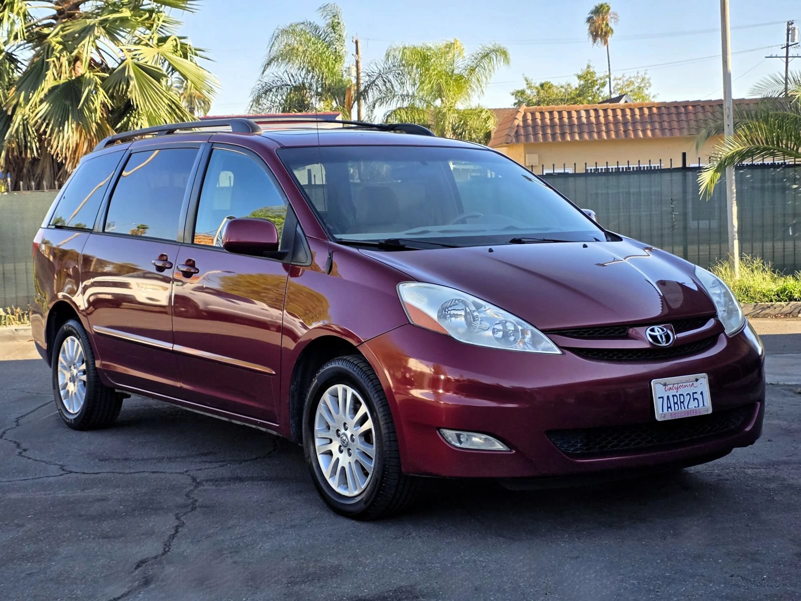Used 2009 Toyota Sienna XLE Limited AWD/4WD image 2