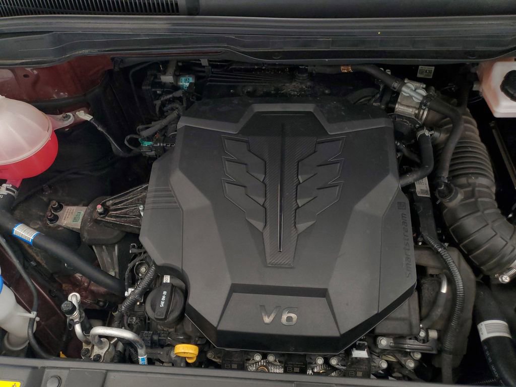 Used 2024 Kia Carnival EX FWD image 11