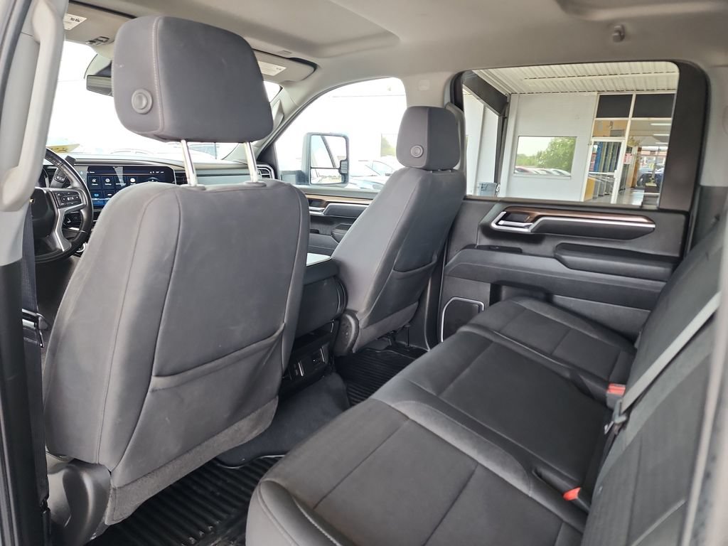 Used 2025 Chevrolet Silverado 2500 LT w/ Convenience Package AWD/4WD image 36