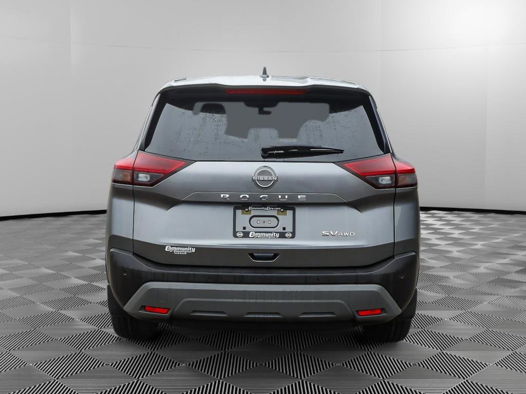 Used 2023 Nissan Rogue SV image 5