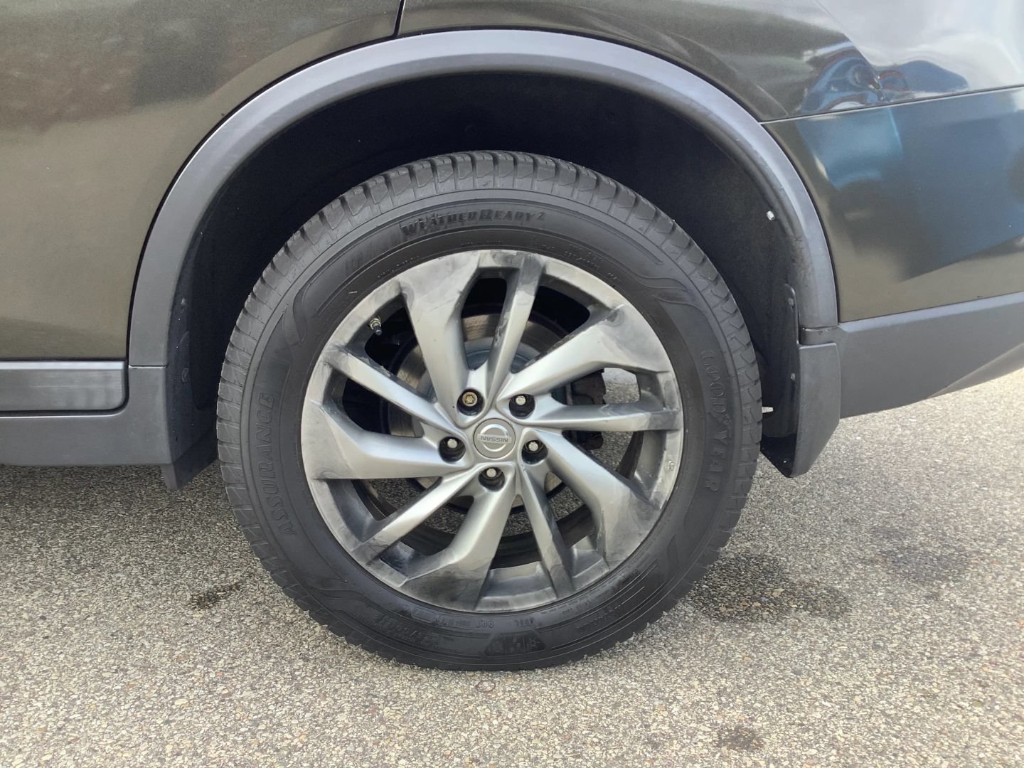 Used 2015 Nissan Rogue SL w/ SL Premium Package AWD/4WD image 30