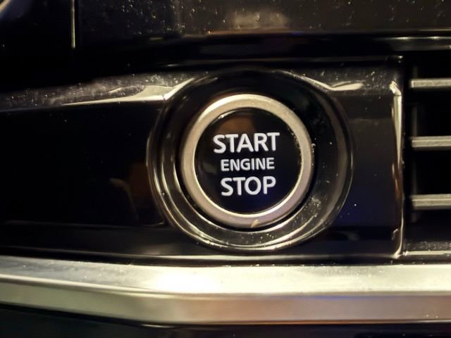 Used 2024 Nissan Pathfinder Platinum w/ Black Appearance Package FWD image 26