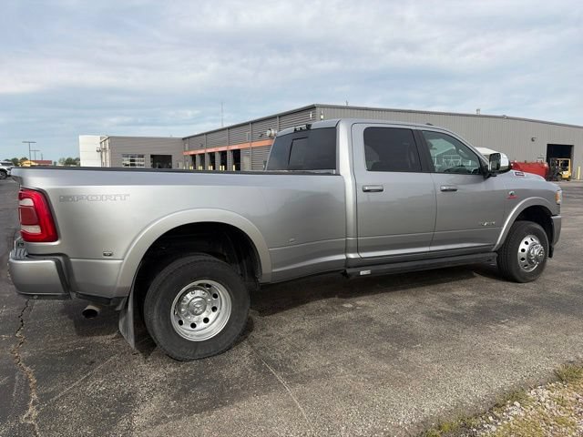Used 2021 RAM 3500 Laramie AWD/4WD image 4