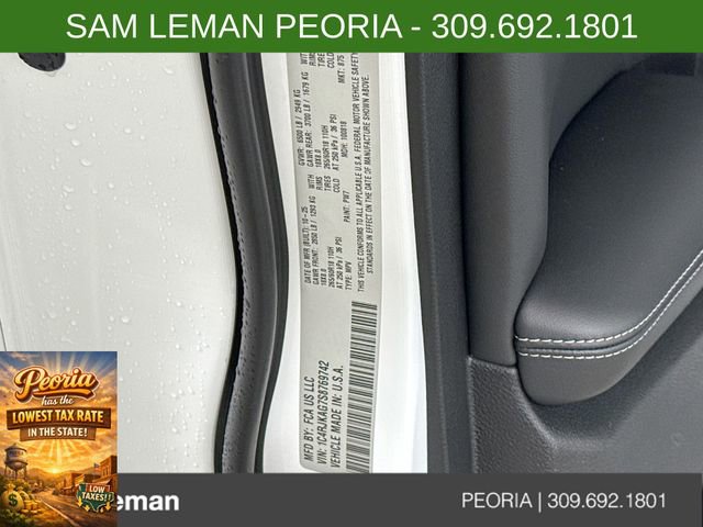 New 2025 Jeep Grand Cherokee L Altitude image 32