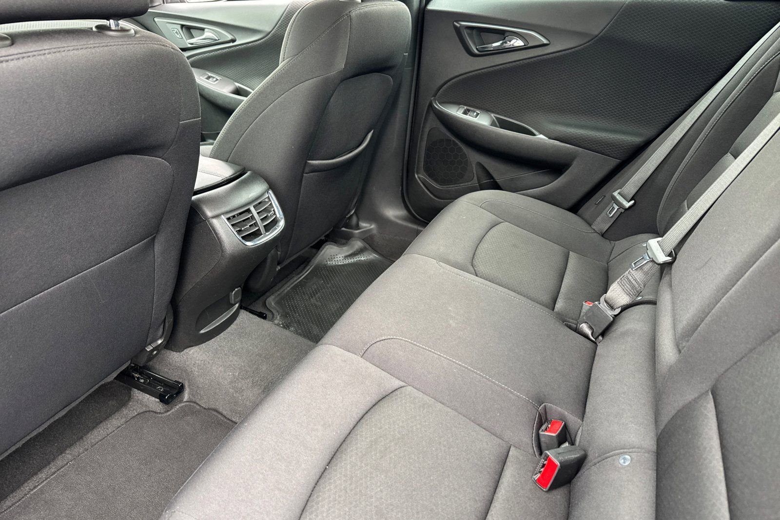 Used 2024 Chevrolet Malibu LT image 15