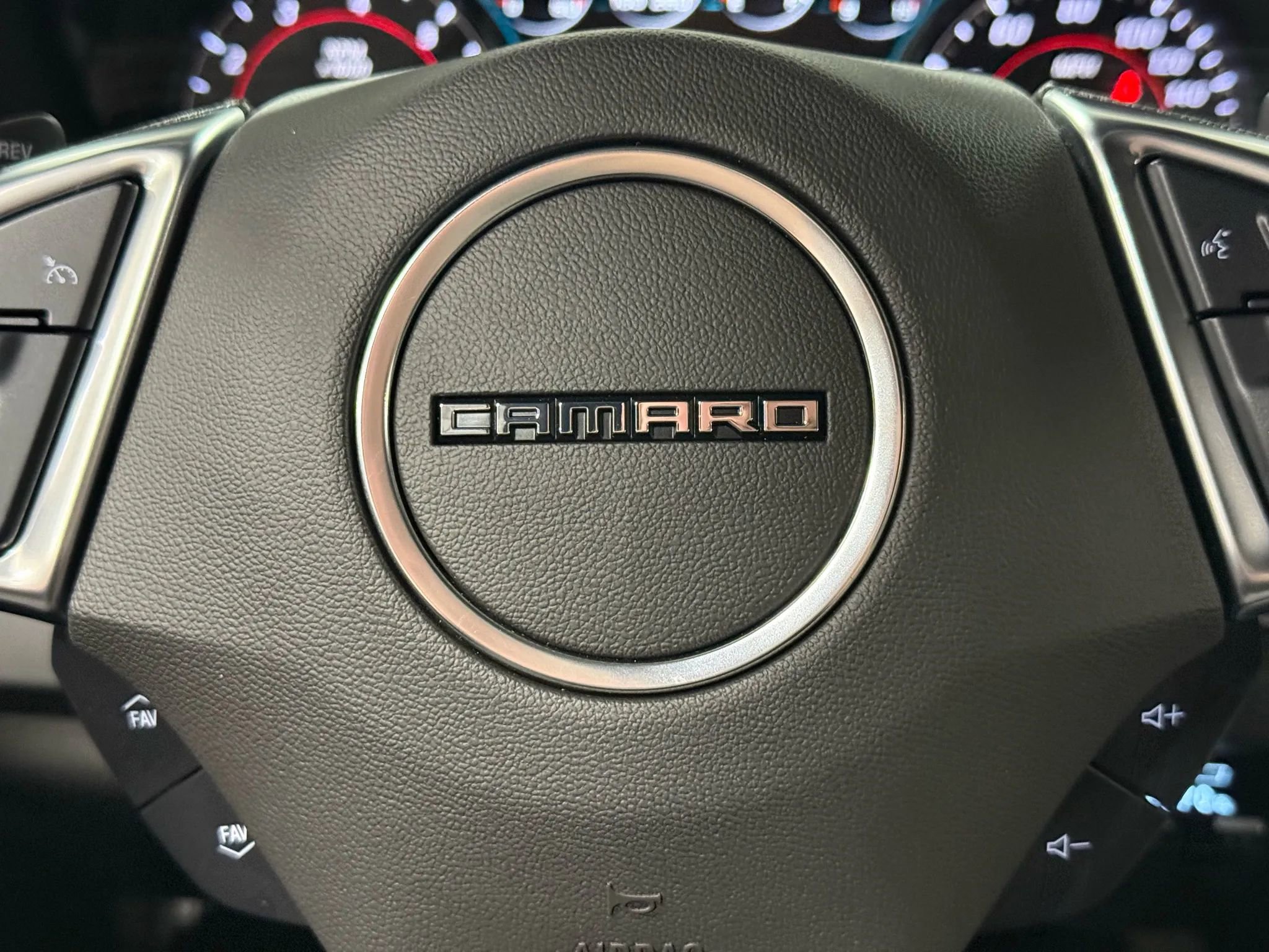 Used 2018 Chevrolet Camaro SS image 26