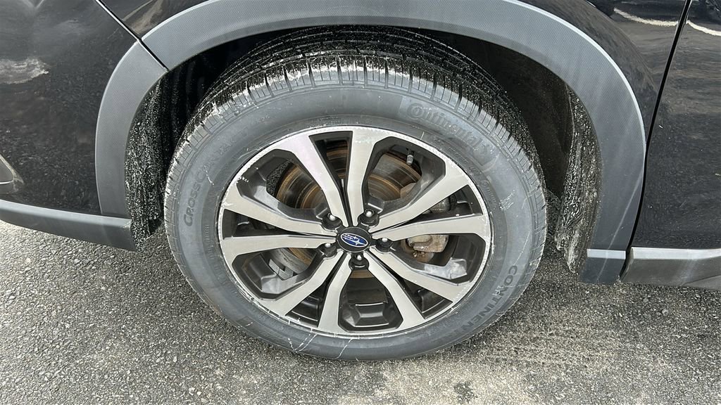 Certified 2022 Subaru Forester Limited image 5