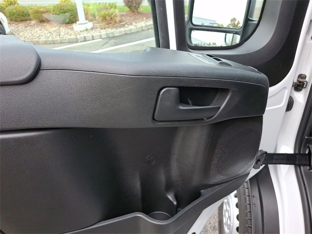 Used 2025 RAM ProMaster 2500 w/ U-Haul Equipment Group image 10