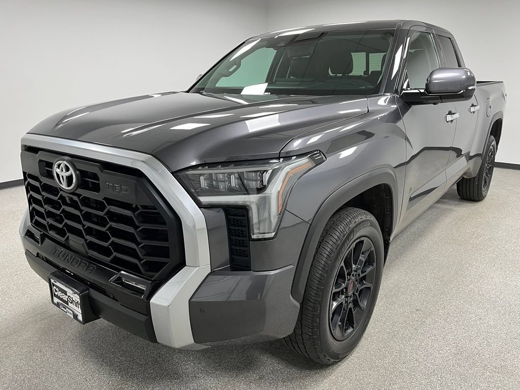 Used 2022 Toyota Tundra Limited w/ TRD Off-Road Package AWD/4WD image 4