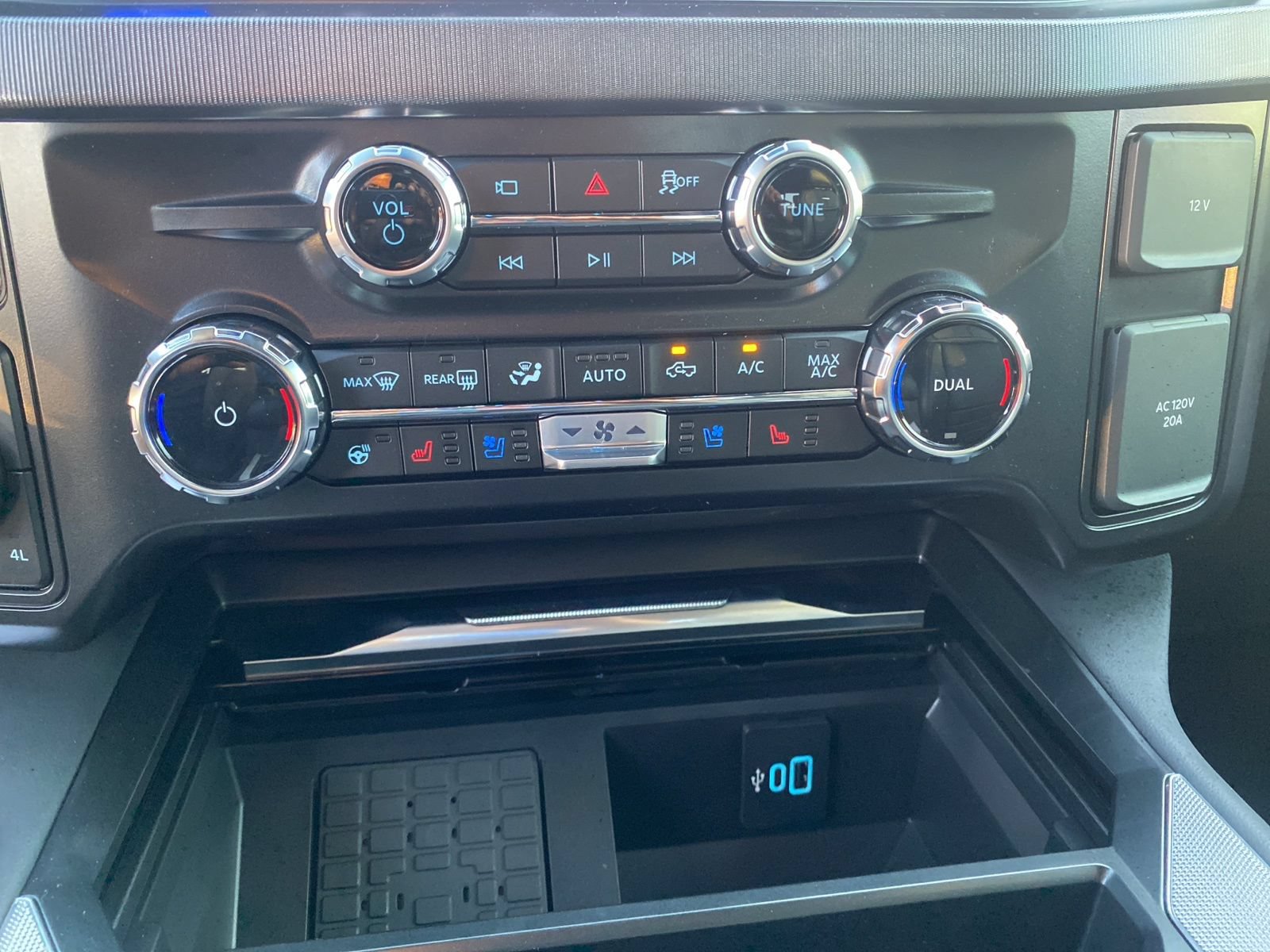 New 2026 Ford F350 Platinum AWD/4WD image 20