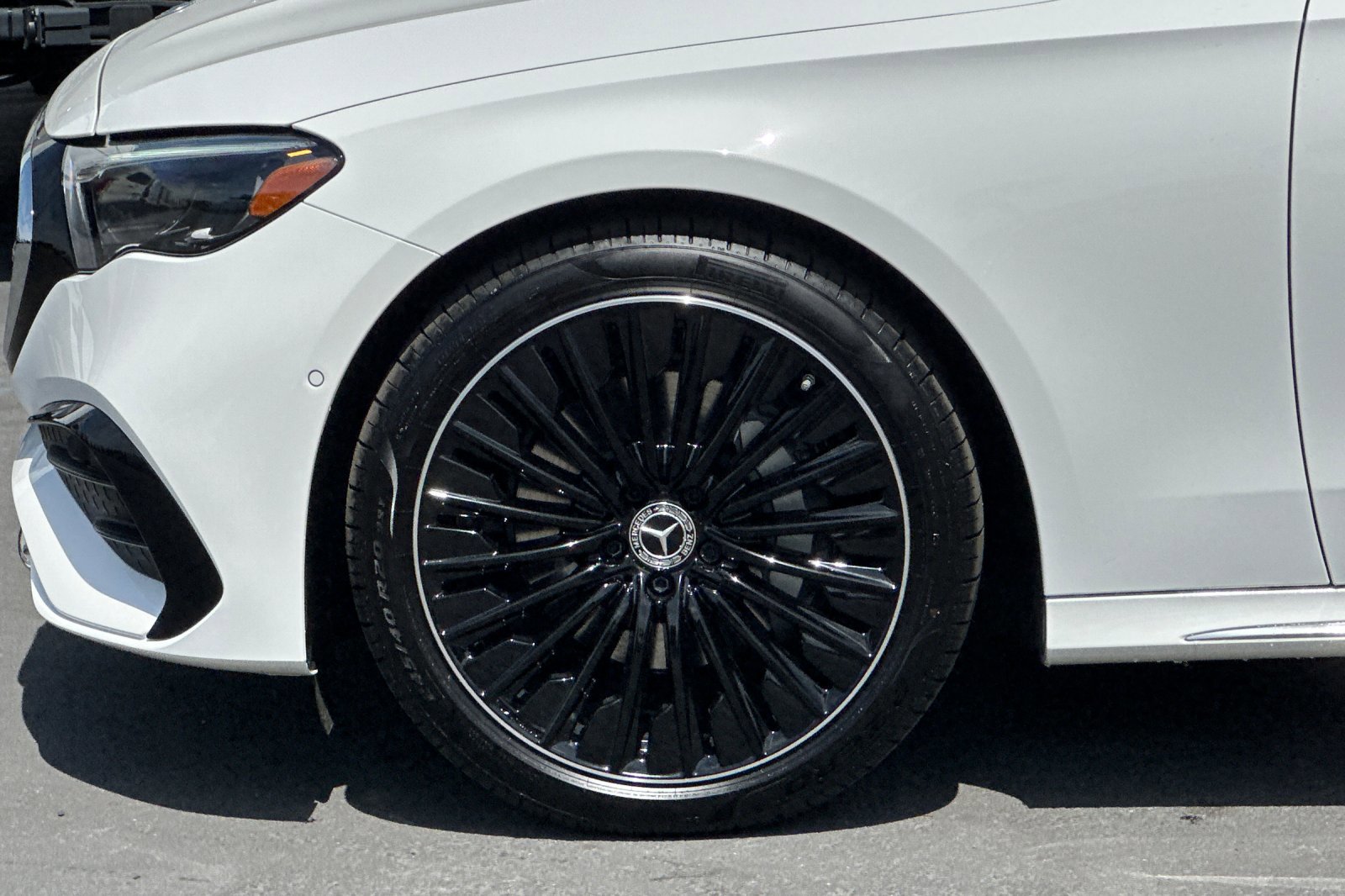 New 2025 Mercedes-Benz E 350 Sedan image 25