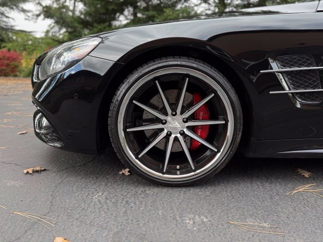 Used 2017 Mercedes-Benz SL 550 image 40