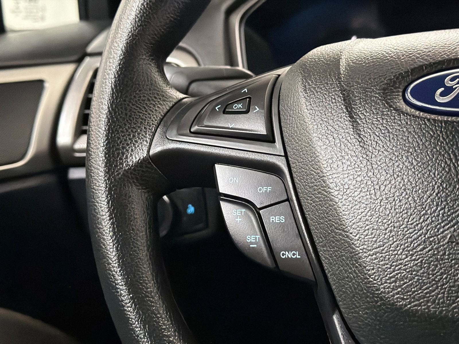 Used 2018 Ford Fusion S image 19