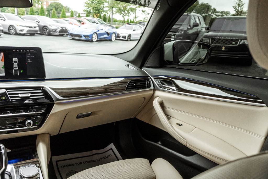 Used 2021 BMW 530i RWD image 13