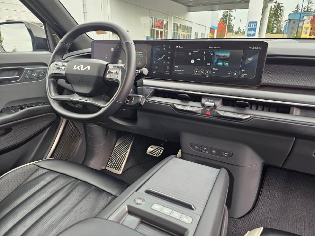 Certified 2024 Kia EV9 GT-Line AWD/4WD image 13