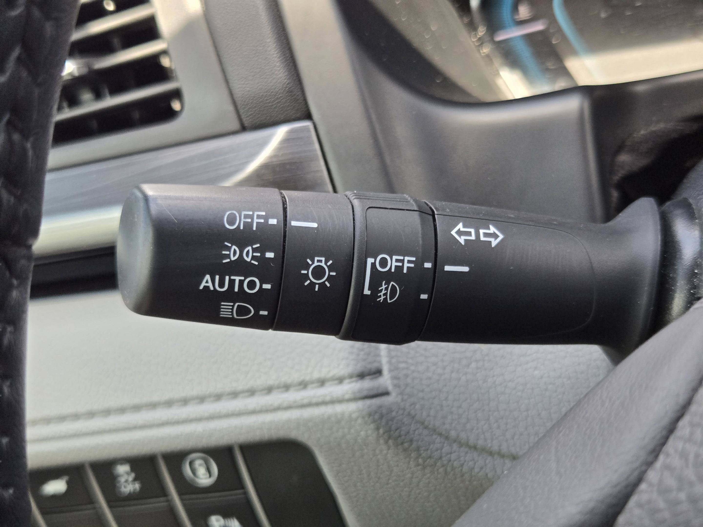 Certified 2024 Honda Odyssey Elite image 17