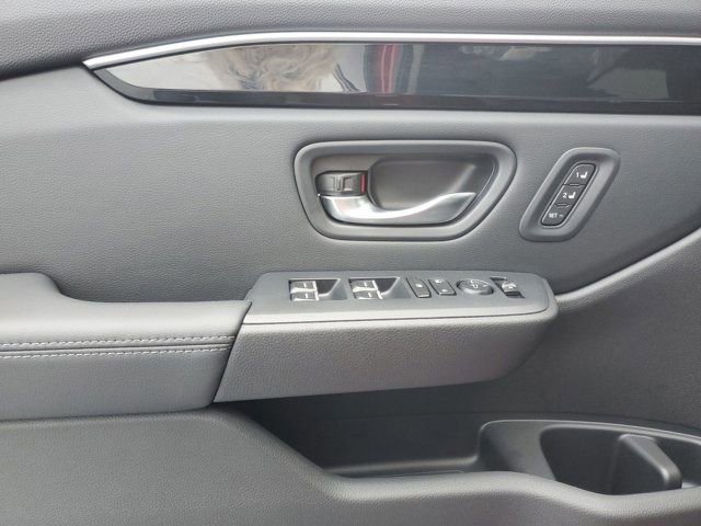 New 2025 Honda Pilot Touring image 11