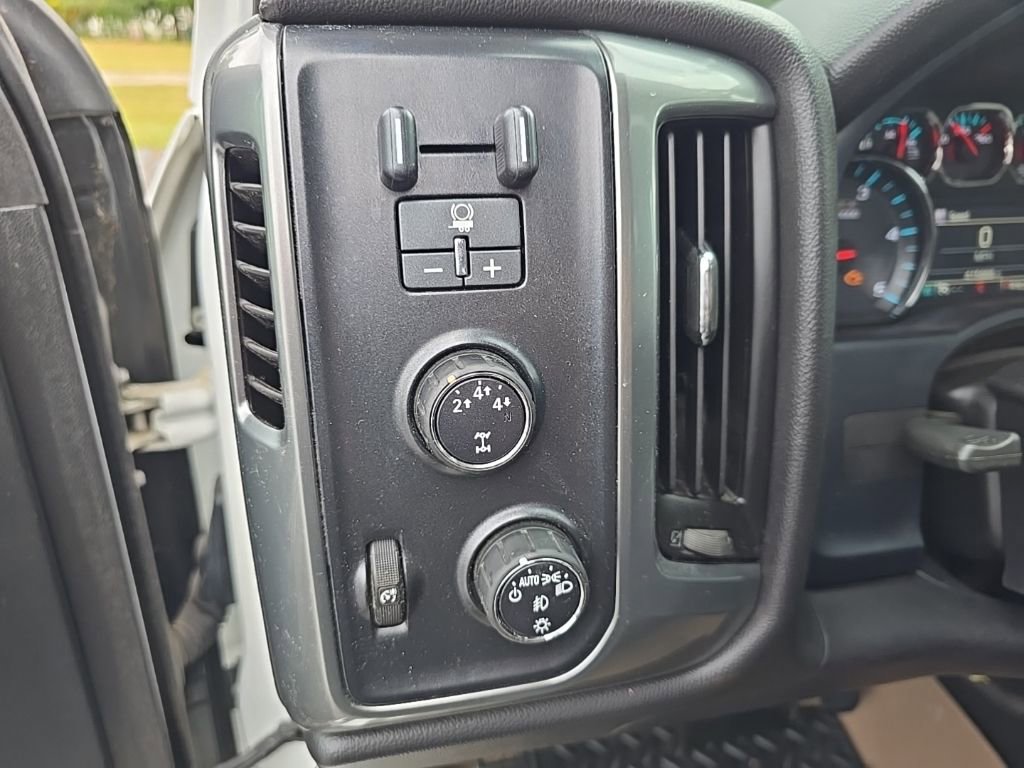 Used 2016 Chevrolet Silverado 2500 LT w/ LT Fleet Convenience Package image 15