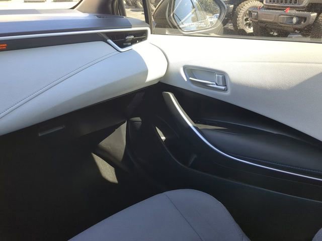 Used 2022 Toyota Corolla SE image 17