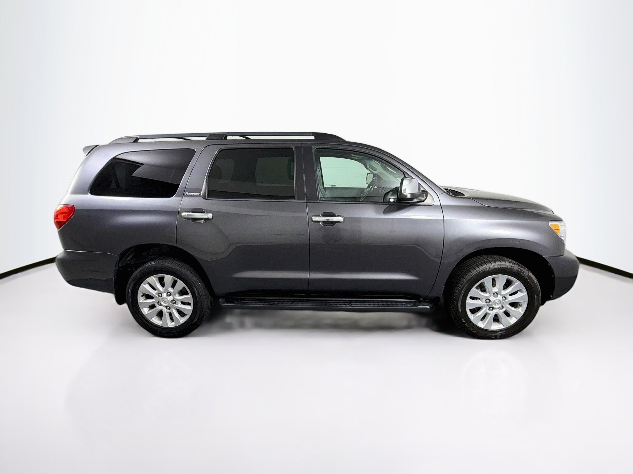 Used 2014 Toyota Sequoia Platinum AWD/4WD image 10
