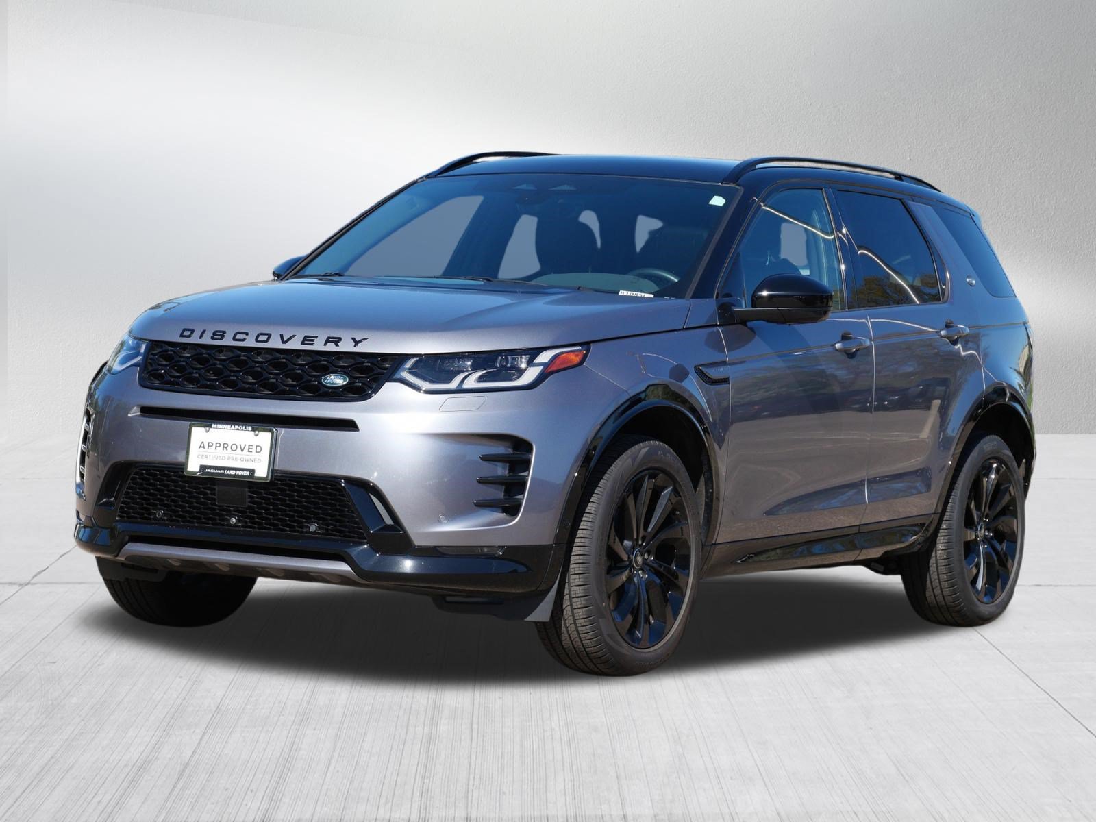 Used 2024 Land Rover Discovery Sport Dynamic SE AWD/4WD image 1