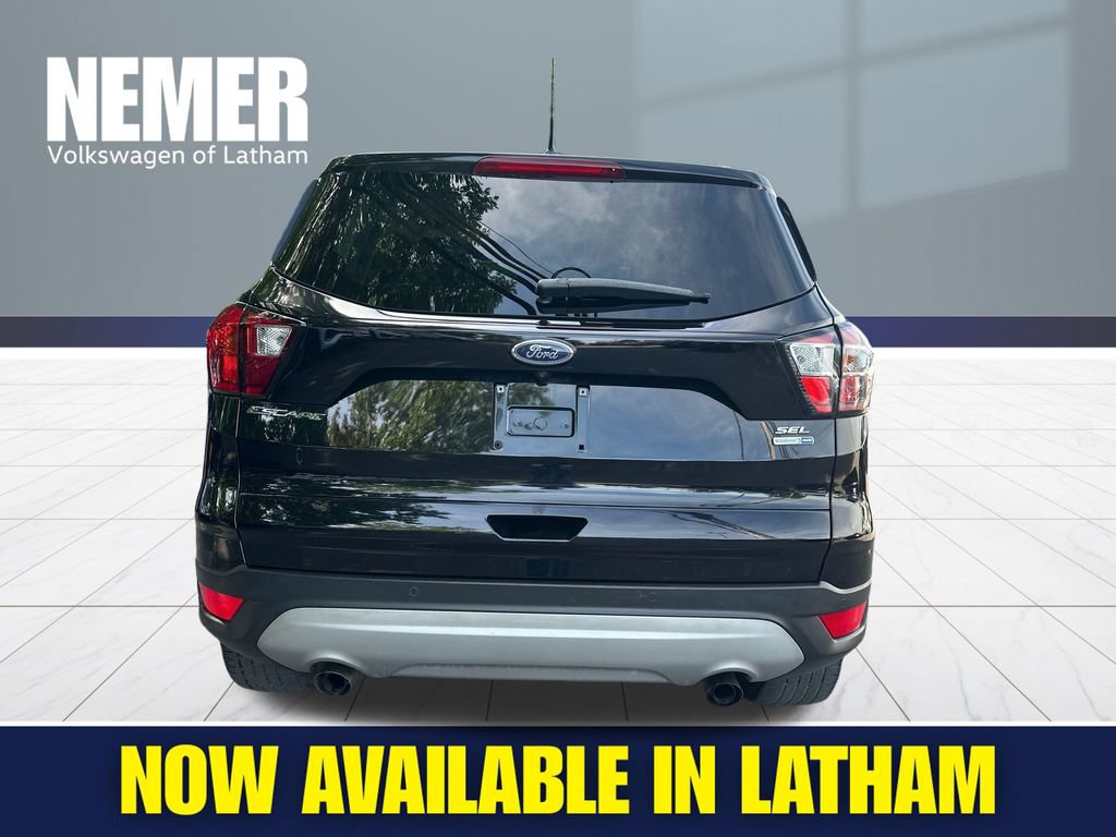 Used 2019 Ford Escape SEL AWD/4WD image 3