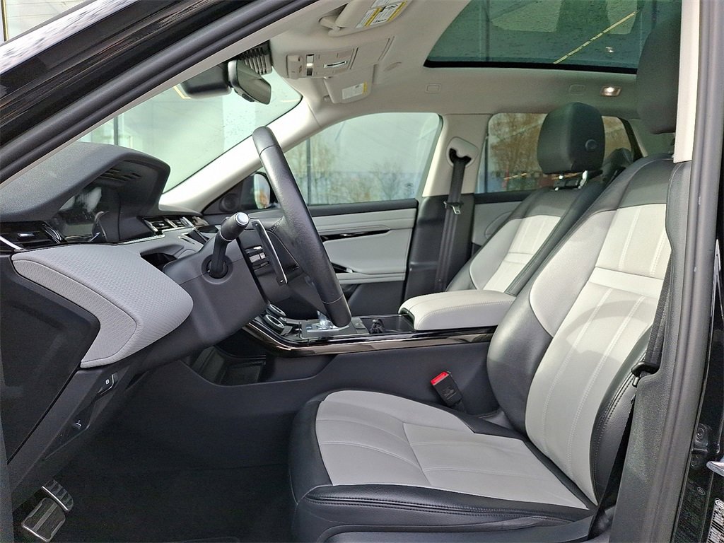 Certified 2023 Land Rover Range Rover Evoque R-Dynamic S image 13