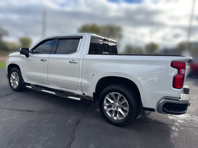 Used 2020 Chevrolet Silverado 1500 LTZ w/ LTZ Premium Package AWD/4WD image 3