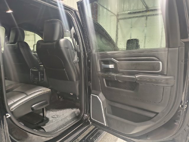 Used 2024 RAM 2500 Laramie w/ Night Edition AWD/4WD image 18
