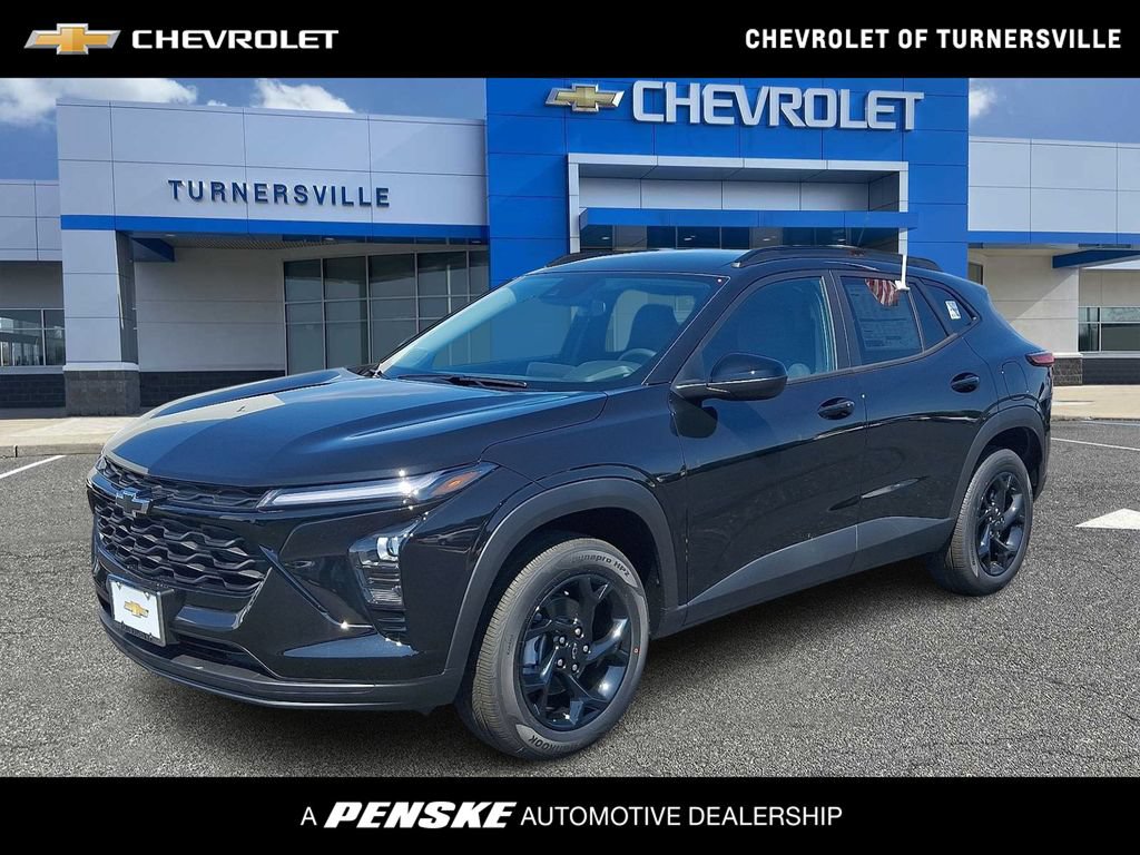 New 2026 Chevrolet Trax LT w/ Driver Confidence Package