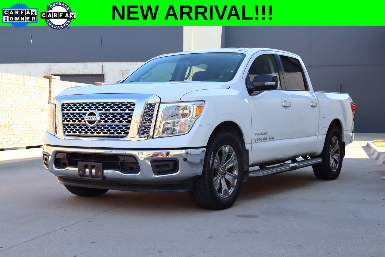 Used 2018 Nissan Titan SV w/ SV Convenience Package