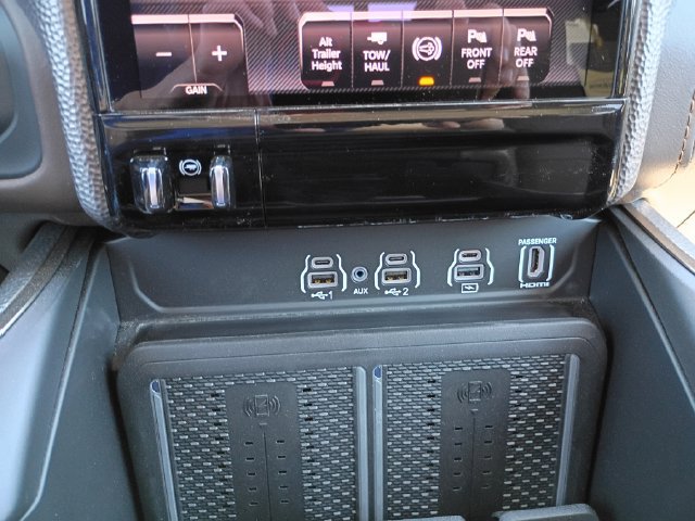 New 2026 RAM 3500 Longhorn AWD/4WD image 18