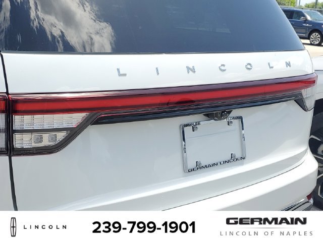 New 2026 Lincoln Aviator AWD image 16