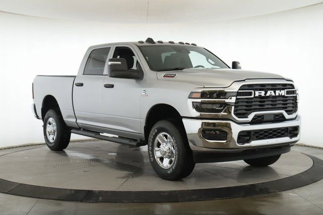 New 2026 RAM 2500 Tradesman AWD/4WD image 2